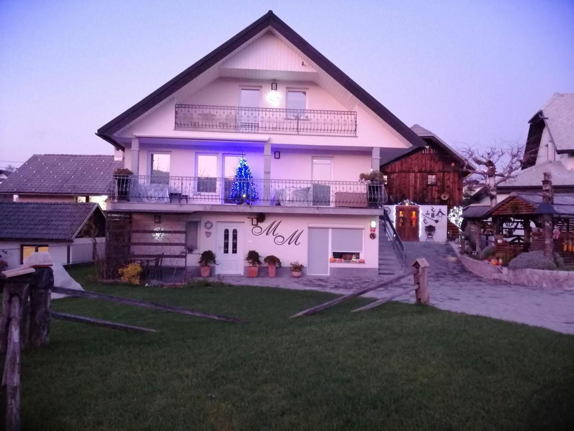 Barn House Mm Apartment Bled Exterior photo